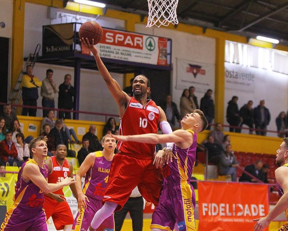 Basquetebol: Illiabum perde com o CAB.