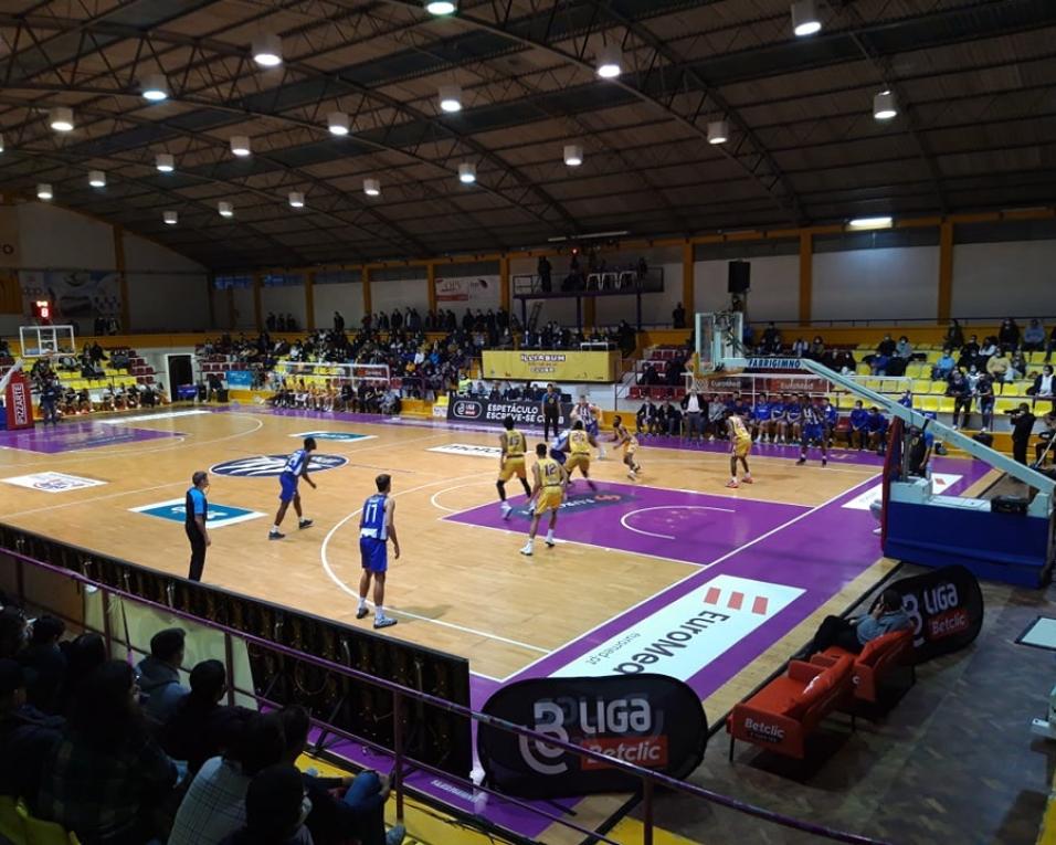 Basquetebol: Illiabum perto da surpresa frente ao Porto caiu no prolongamento.