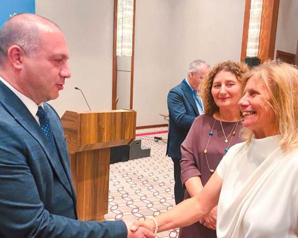  Ministro da Educação da Geórgia recebe delegação da AEVA
