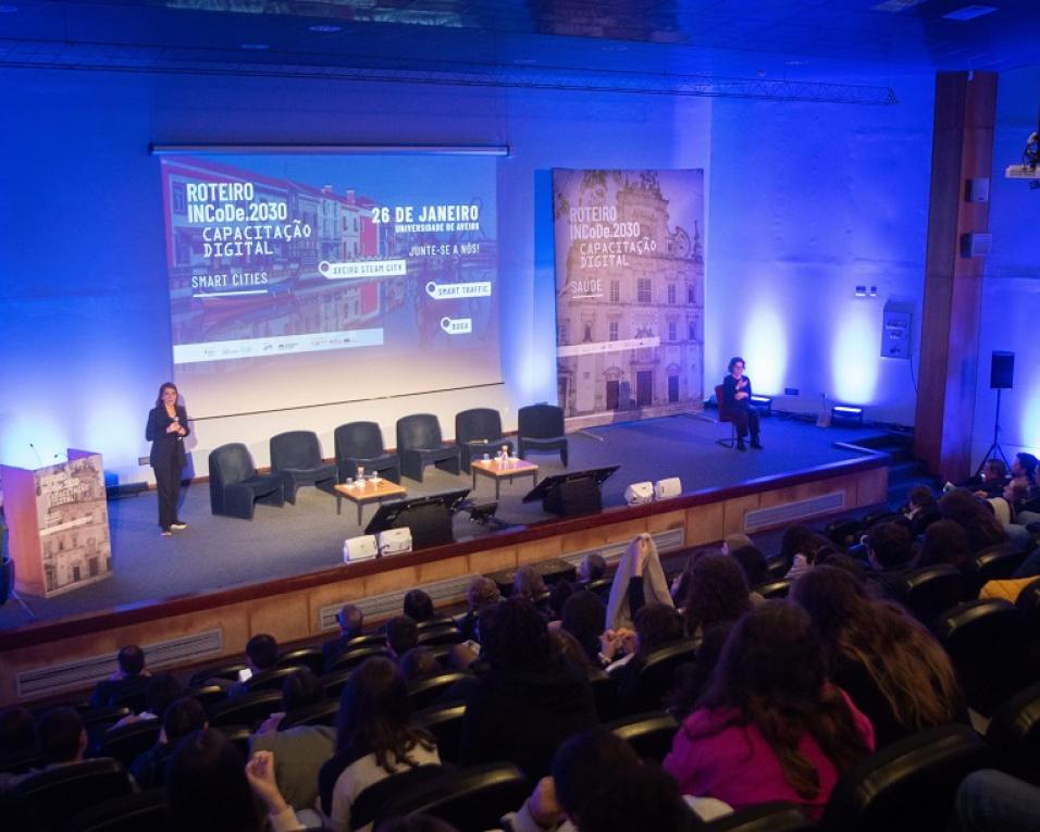 Roteiro de capacitação digital vai estar em Aveiro no próximo dia 26 de Janeiro.