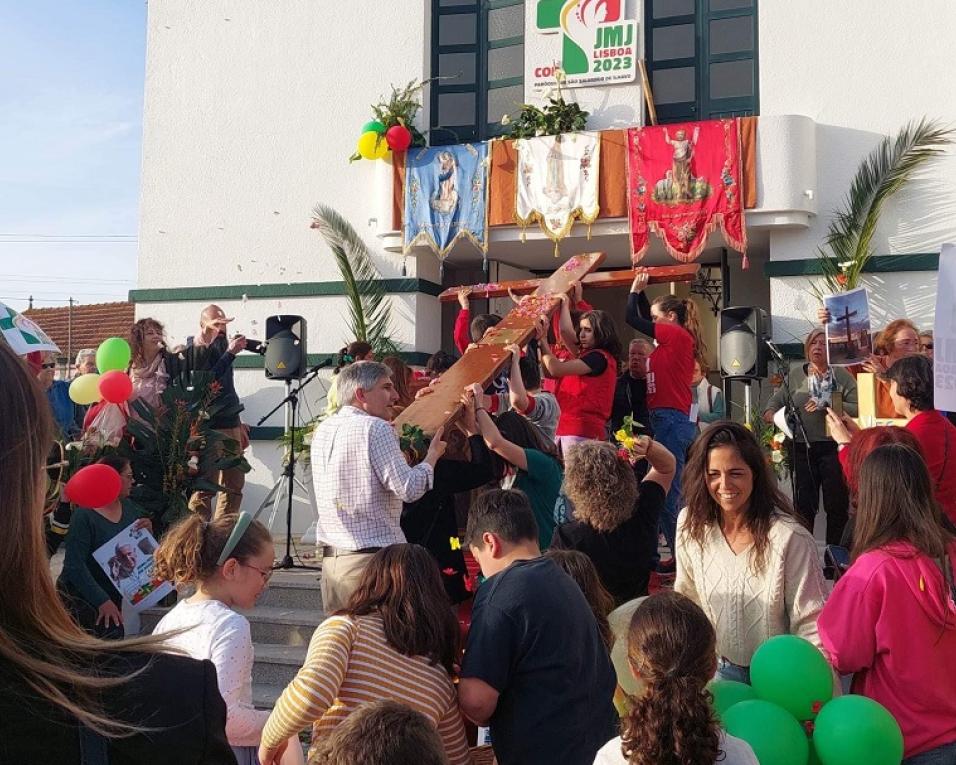 Gafanha de Aquém pediu pela paz no mundo na chegada dos símbolos das Jornadas Mundiais da Juventude.