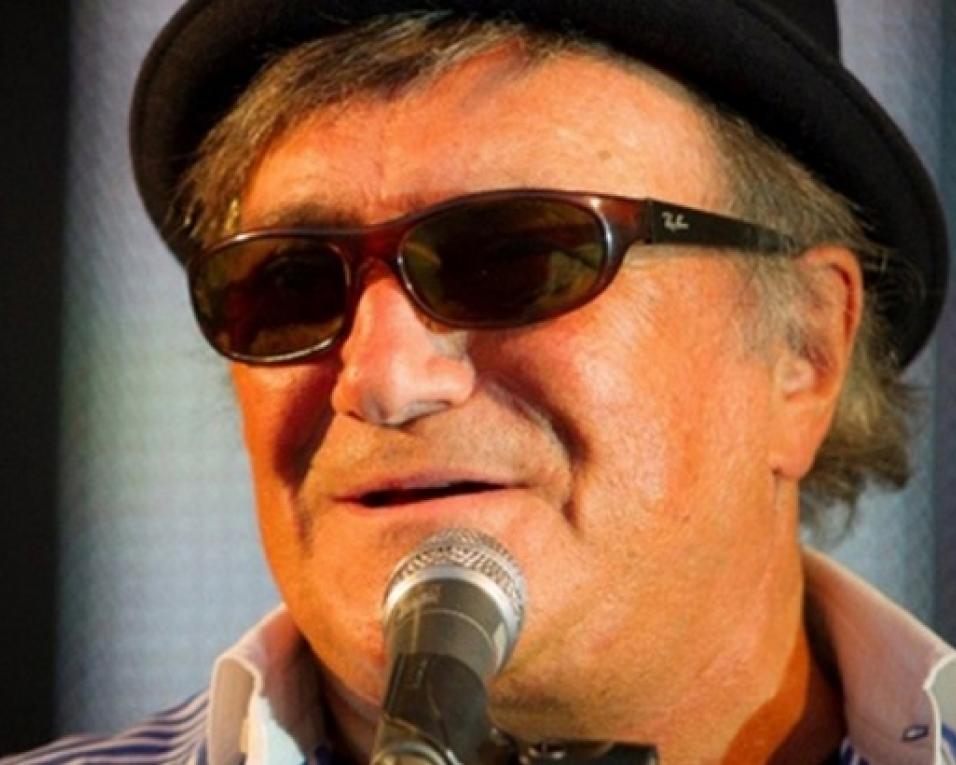Estou a cantar aos 80 anos, o que deve ser caso único no mundo - José Cid.