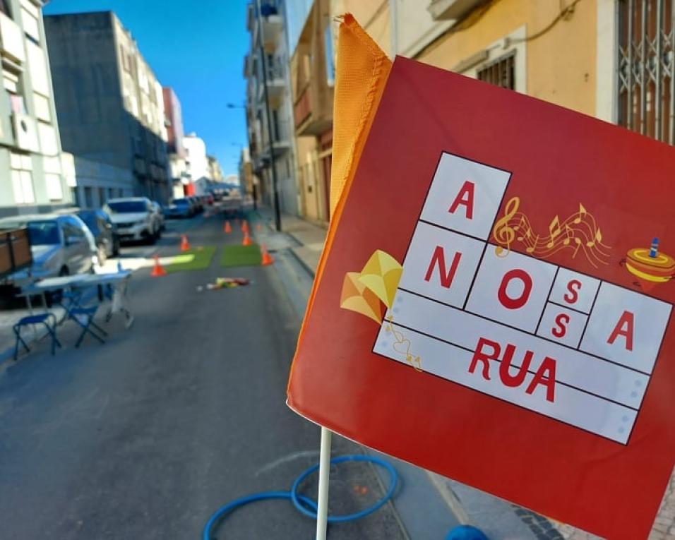 Aveiro: Ruas ocupadas por cidadãos onde brincar é o novo normal.