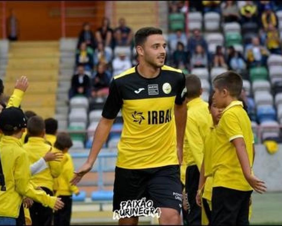 Beira-Mar: Breda e Tavares renovam.