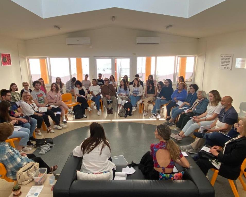 Laboratório do Envelhecimento de Ílhavo apresenta programação do trimestre com foco na intergeracionalidade.