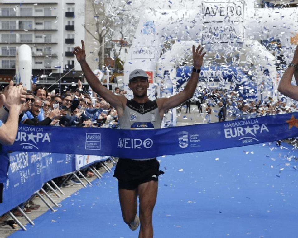 André Costa e Alexandra Oliveira venceram as provas principais da Maratona da Europa.