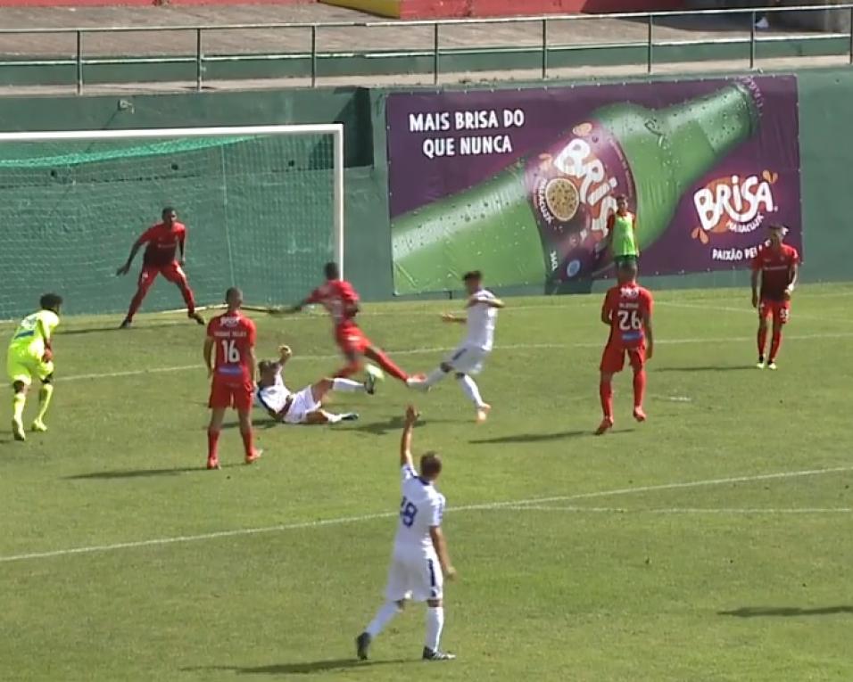 Futebol: Gafanha perdeu com Marítimo B, 3-2.