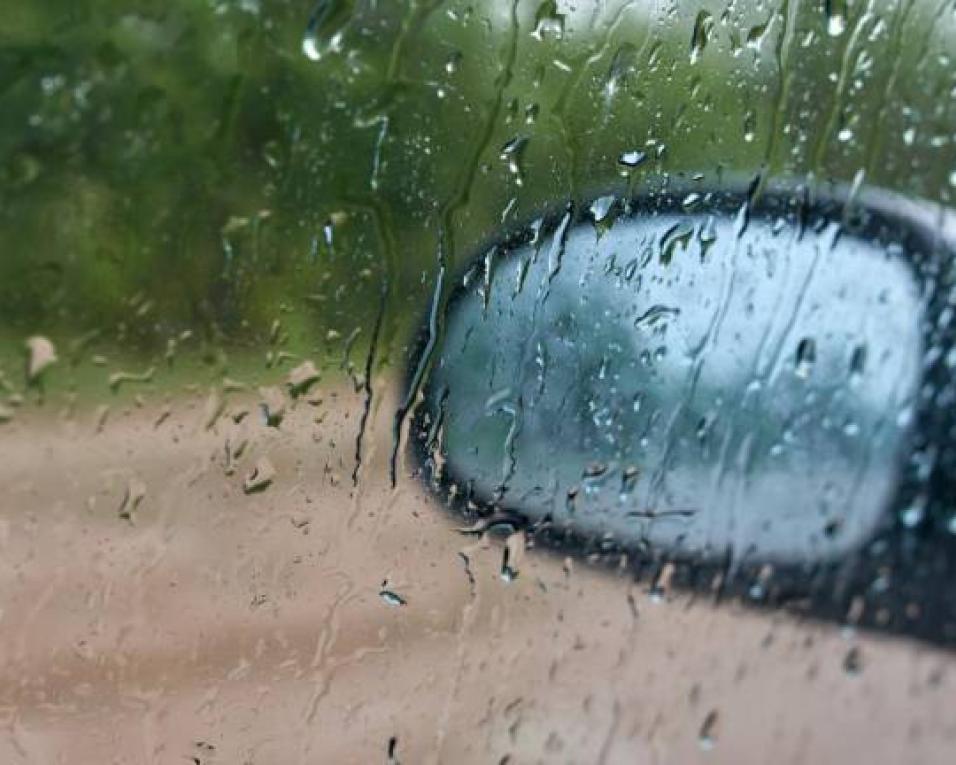 Chuva veio para ficar. Temperatura do ar continua a descer nos próximos dias.