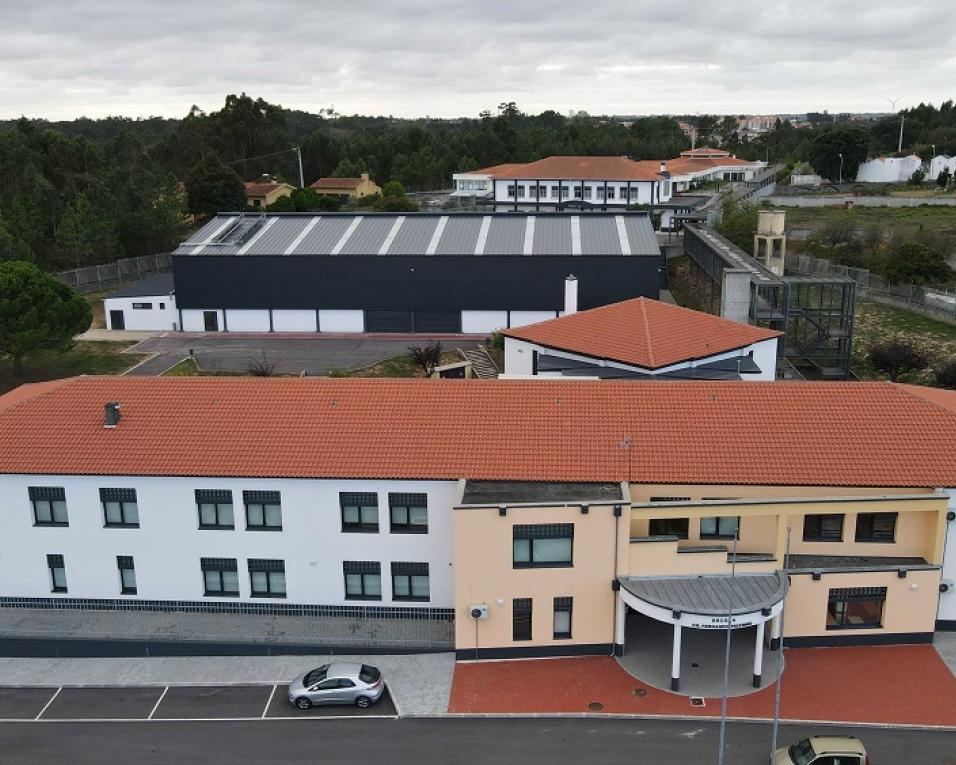 Oiã: Governo na inauguração da reabilitação da Escola Básica Dr. Fernando Peixinho.