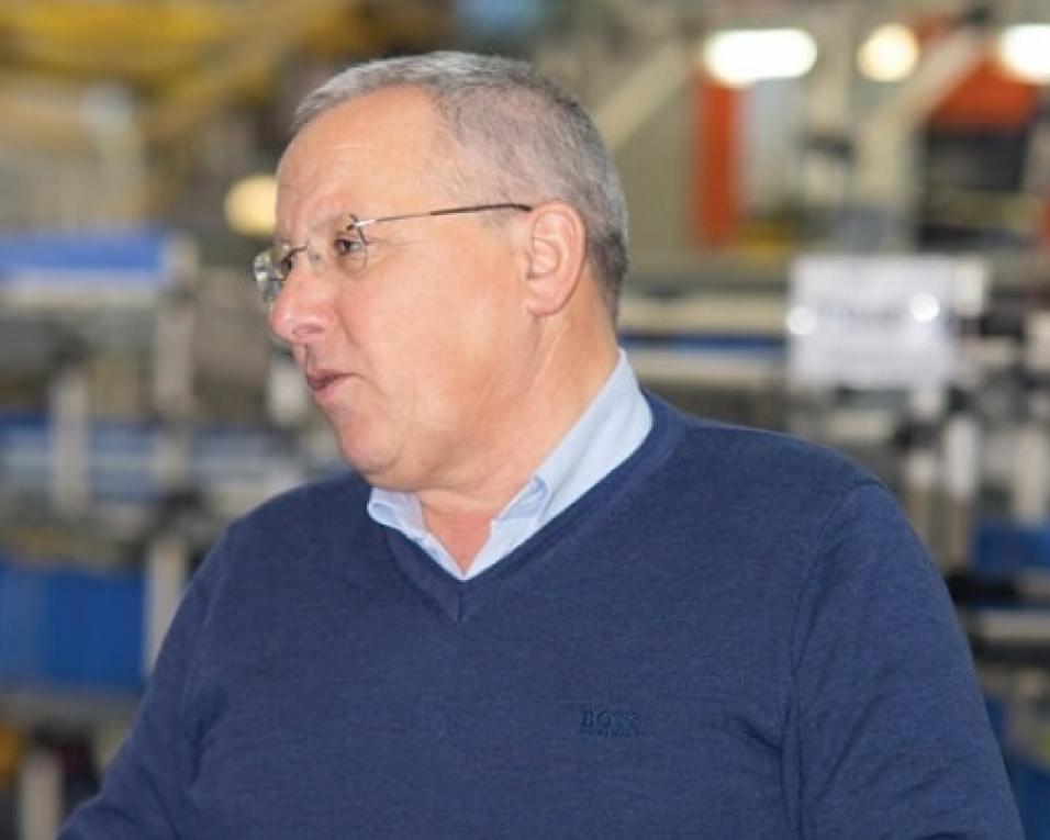Oli já ofereceu 53 mil viseiras. 