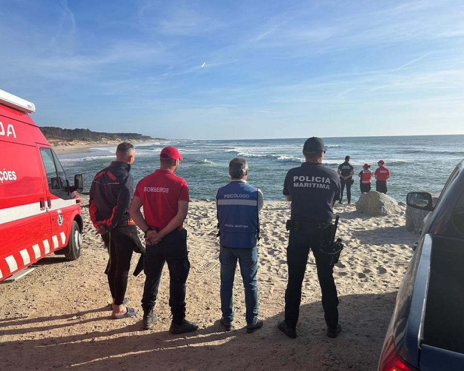 Ovar: Jovem continua desaparecido no mar. Ovar: Jovem continua desaparecido no mar.