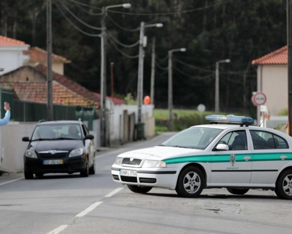 Ovar: Salvador Malheiro defende manutenção do cerco sanitário e aprova prolongamento do Estado de Emergência. Hospital de campanha ainda sem médicos e material clínico.