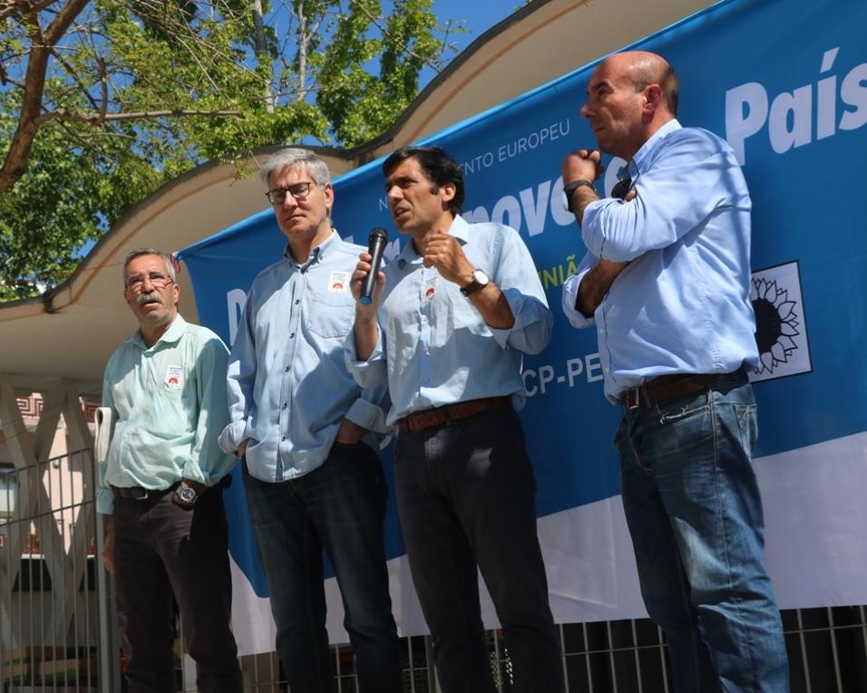 Miguel Viegas defende alteração às políticas agrícolas.