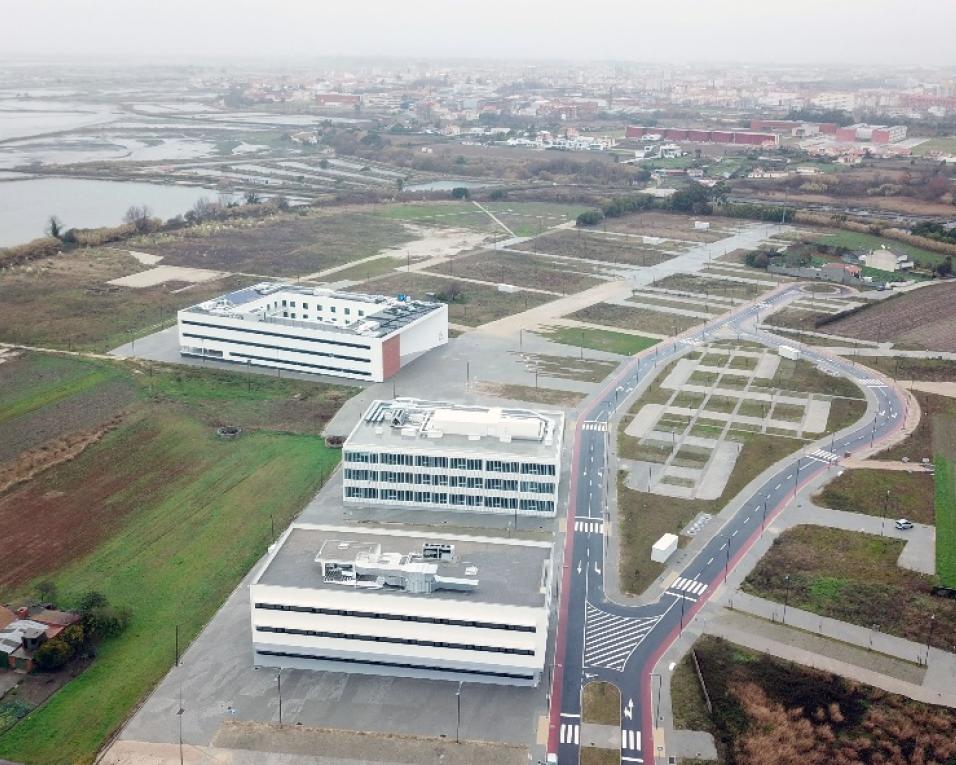 BTT solidário da UA mostra campus universitário e ajuda bombeiros.