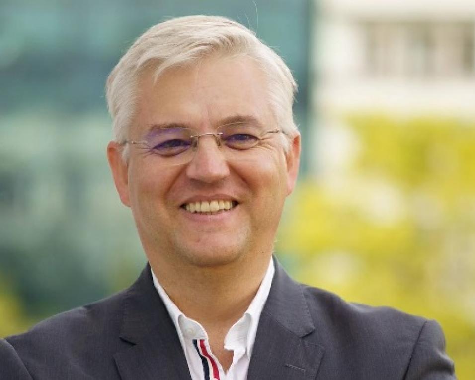 Associação de Antigos Alunos da Universidade de Aveiro promove seminário de Literacia Financeira. Associação de Antigos Alunos da Universidade de Aveiro promove seminário de Literacia Financeira.