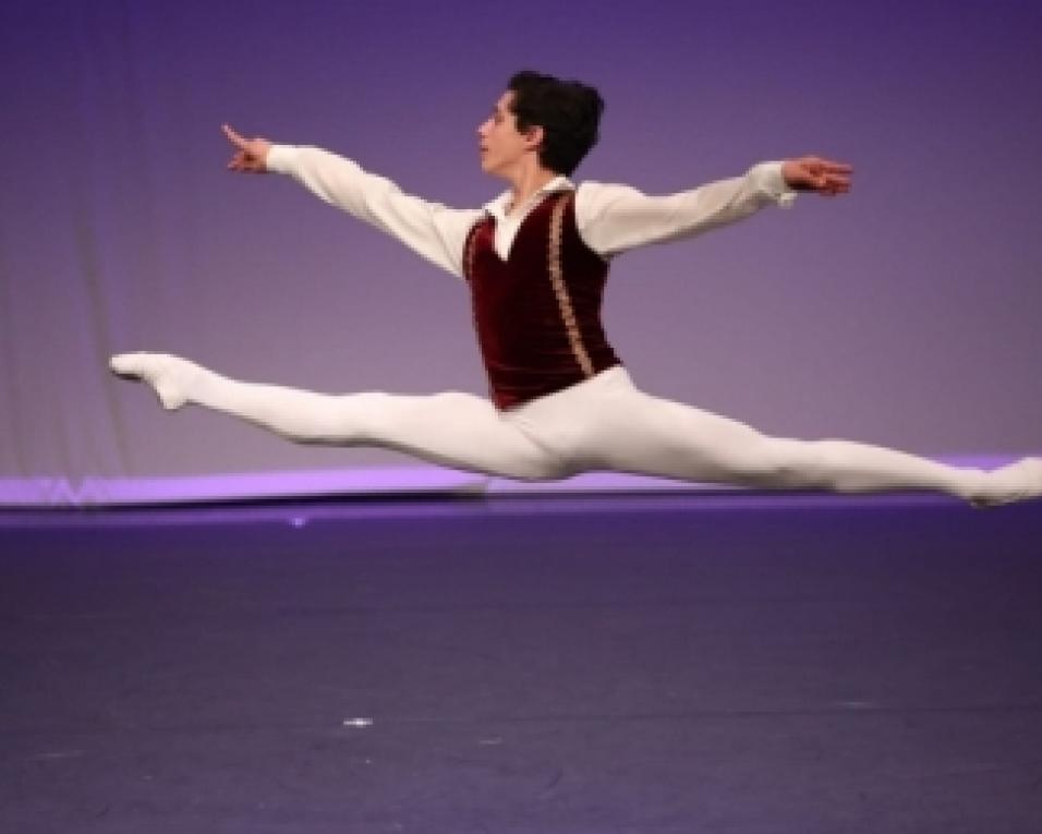 Gafanha da Nazaré: Jovem bailarino sonha com futuro na dança.