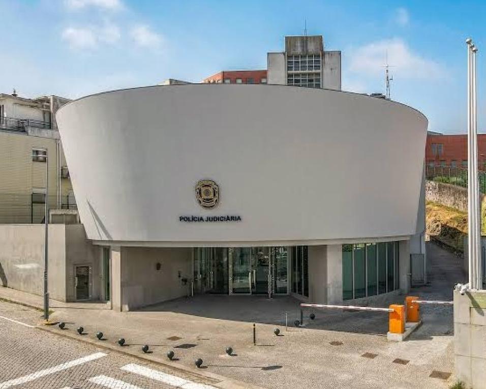 PJ deteve suspeito de vários crimes de pornografia de menores.