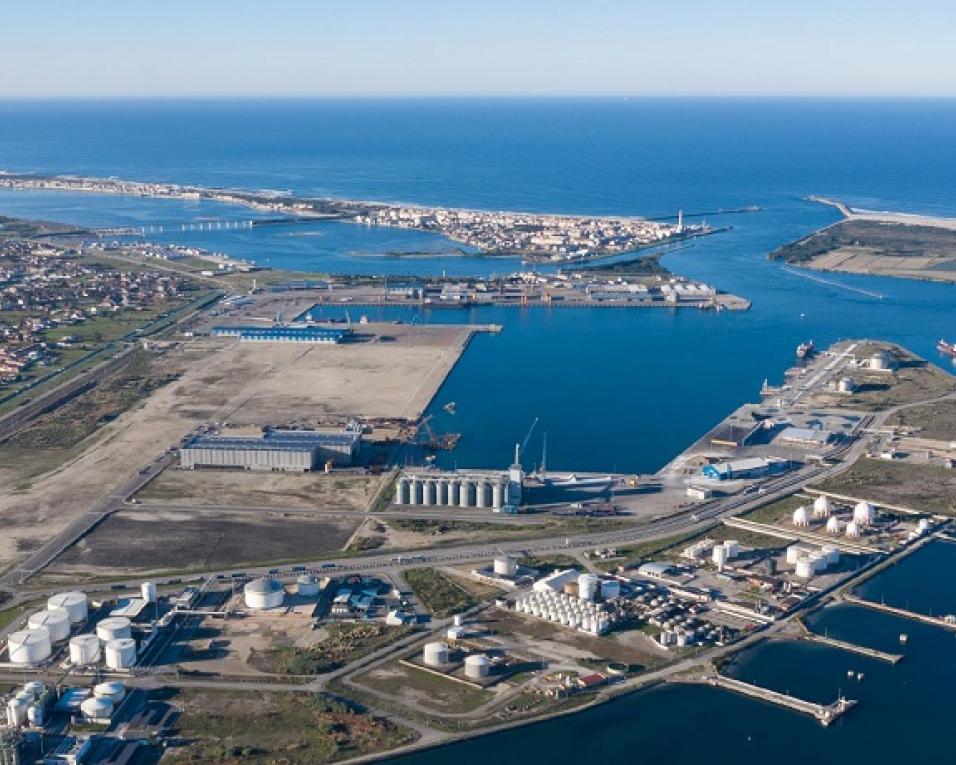 O Porto de Aveiro será uma das principais bases industriais das eólicas - Ministro das Infraestruturas. 