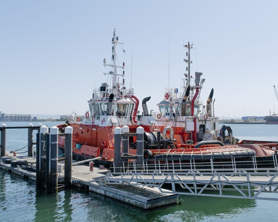 Portos de Aveiro e da Figueira da Foz lançam novo concurso para serviço de reboque.