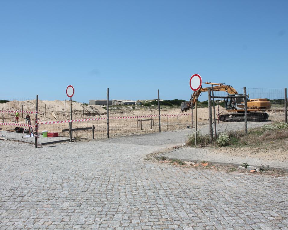 Câmara da Murtosa investe na construção de três armazéns de apoio à Arte Xávega, na praia da Torreira.