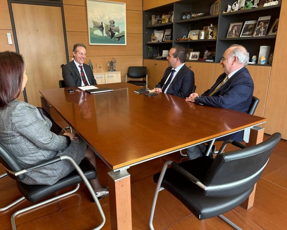 cds em visita de trabalho a Câmara de Aveiro