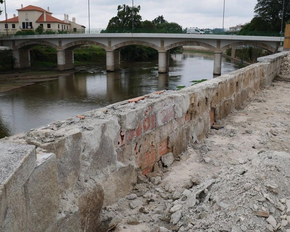 Águeda: Rio em baixa para obras no sistema de drenagem.