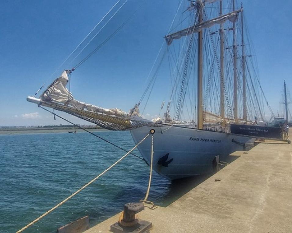 Santa Maria Manuela em expedição para estudar saúde dos oceanos.