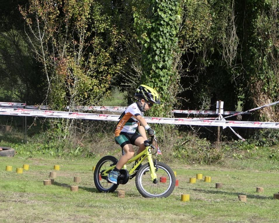 Somamaratonas promove 7º Encontro de Escolas de BTT. 