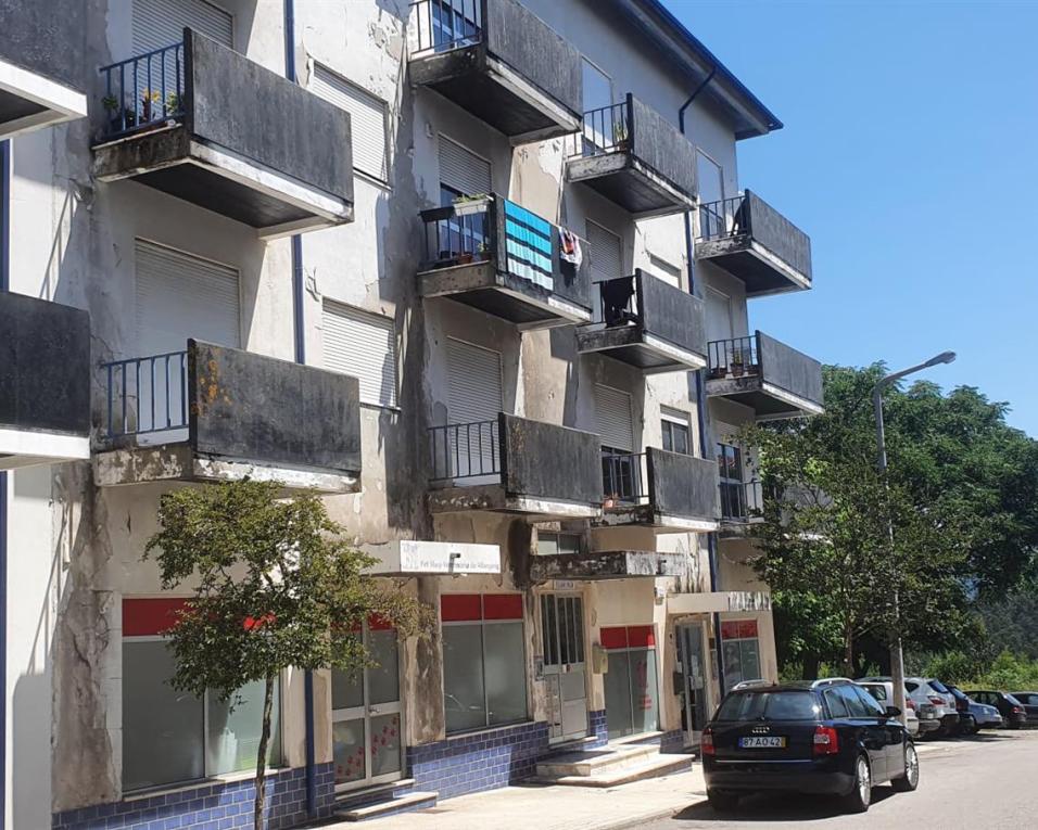 Bebé cai de segundo andar em Albergaria-a-Velha.