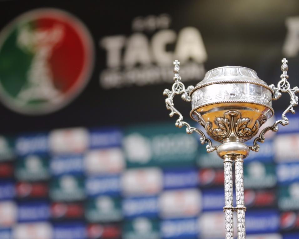 Futebol: Dia de sorteio da Taça de Portugal.
