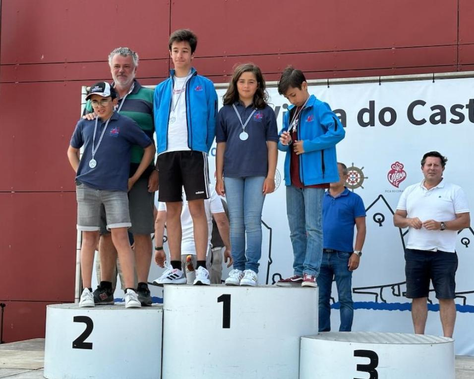 Clube de Vela da Costa Nova domina o pódio na Taça Regional de Escolas de Vela.