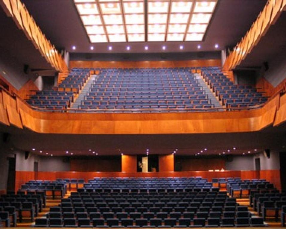 “Músculo”, “Homem ao Mar” e “La Gardère” no palco do Teatro Aveirense.