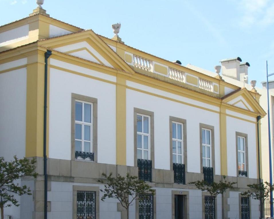 Aveiro: Carlos Costa em conversa sobre futuro do turismo.