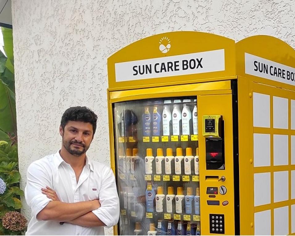 Aveirense inova com máquinas de vending para protetores solares. Aveirense inova com máquinas de vending para protetores solares.