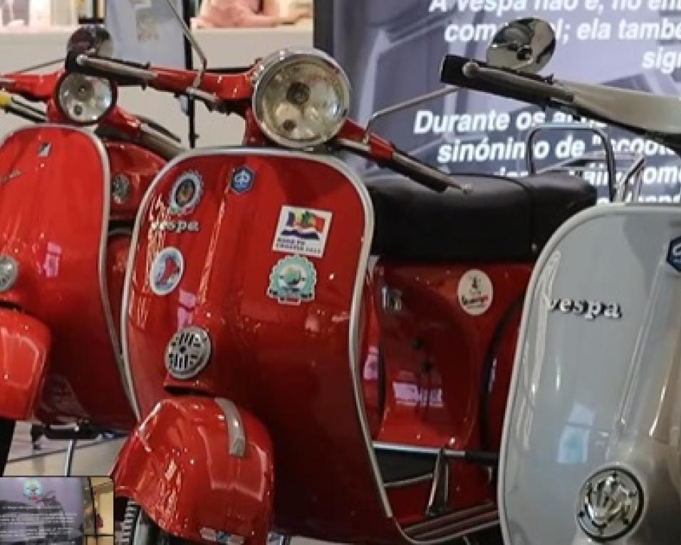 Moliceiro Vespa Clube assinala a partida de delegação a caminho do Vespa World Days 2024.