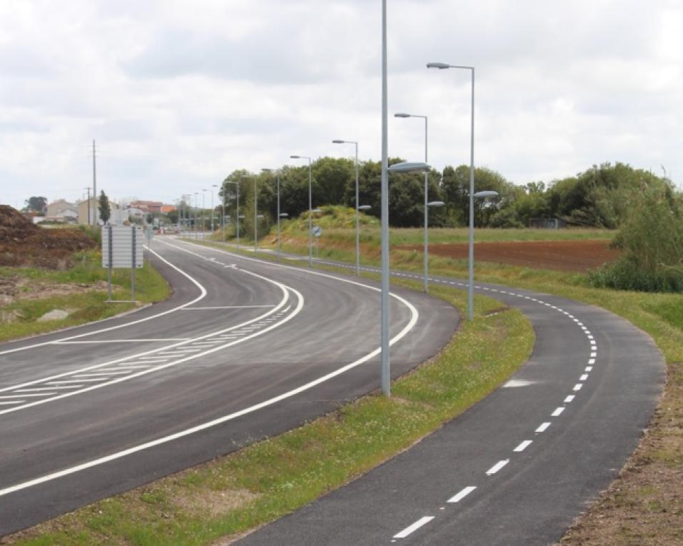 Aveiro assegura construção da via panorâmica e respeito pelos tempos de Ílhavo. PS pede debate alargado.