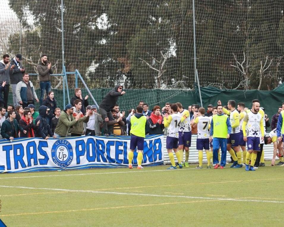 Futebol: AFA cria modelo competitivo para ajustar ao longo de três anos. Vista Alegre sobe à Elite.