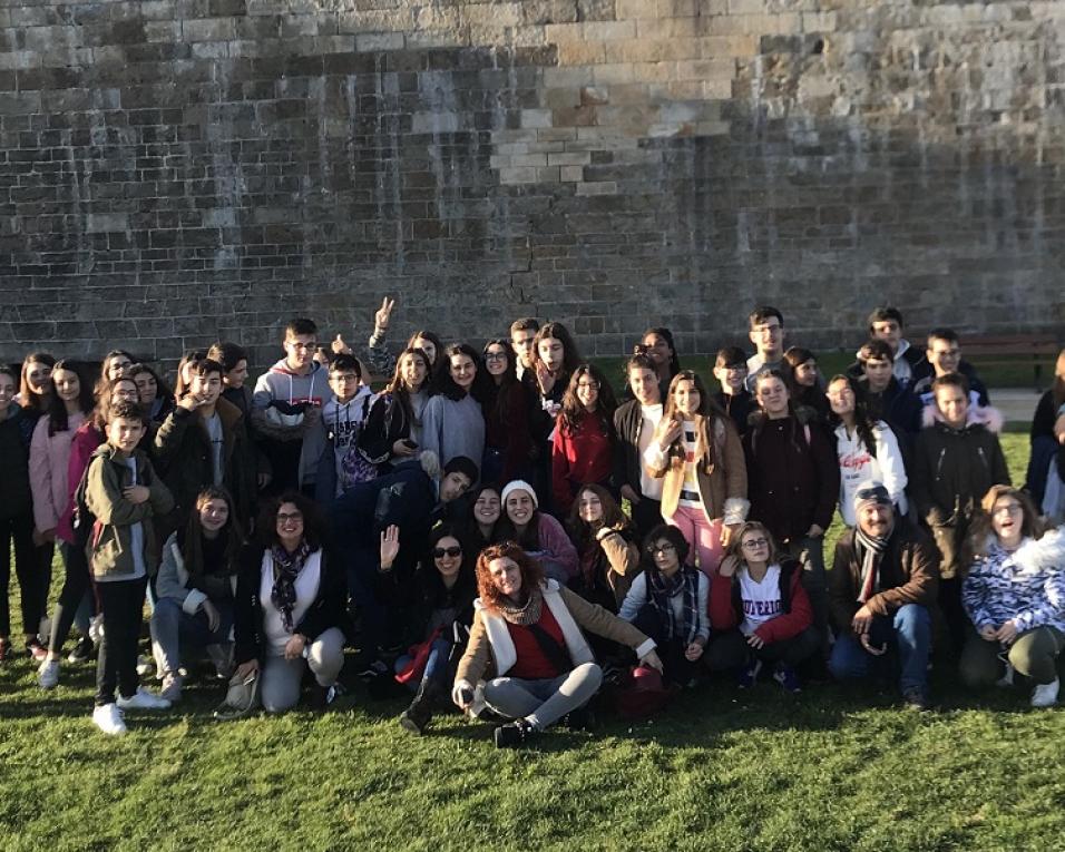 Intercâmbio escolar levou alunos de Oliveira do Bairro a França.