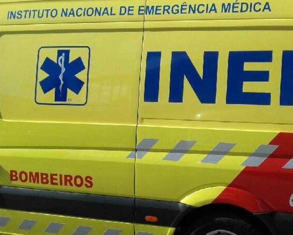 Atropelamento causa um ferido grave em Aradas.