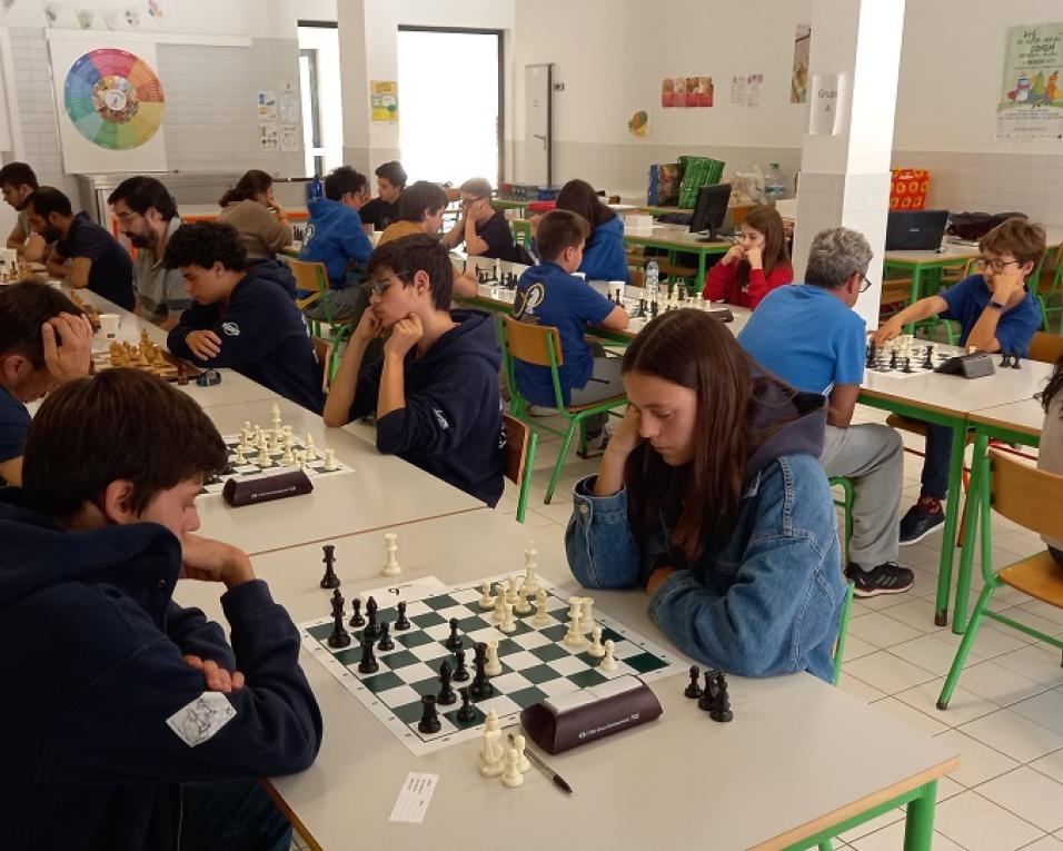  Escola da Vera Cruz acolheu a última prova distrital da época xadrezista.