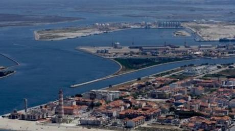 Porto de Encontro na Terra Nova: Comunidade Portuária de Aveiro...