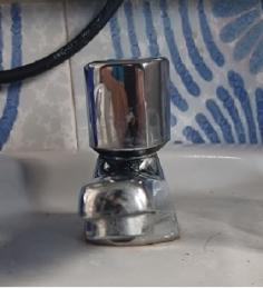 Uma pequena fuga na canalização.... Uma pequena fuga na canalização....