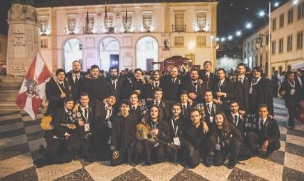 XXX FITUA - Tuna Universitária de Aveiro XXX FITUA - Tuna Universitária de Aveiro