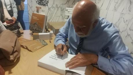 Apresentação do Livro "Palabras co bento no leba" de Domingos Freire Cardoso