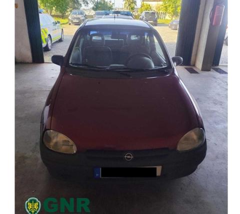 GNR de Lourosa deteve homem pelo crime de furto de veículo