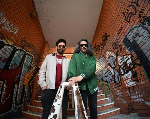 LES A LES editam álbum de estreia.