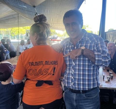 ad celebra vitória com almoço na Feira dos 13