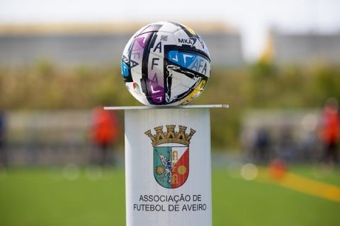 Futebol: Treinadores em formação.