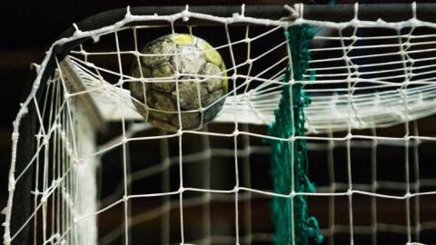 Andebol: São Bernardo falha subida à I divisão.