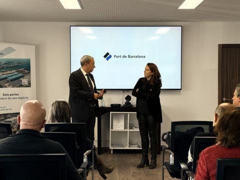 Diretora de inovação do Porto de Barcelona visita Porto de Aveiro.